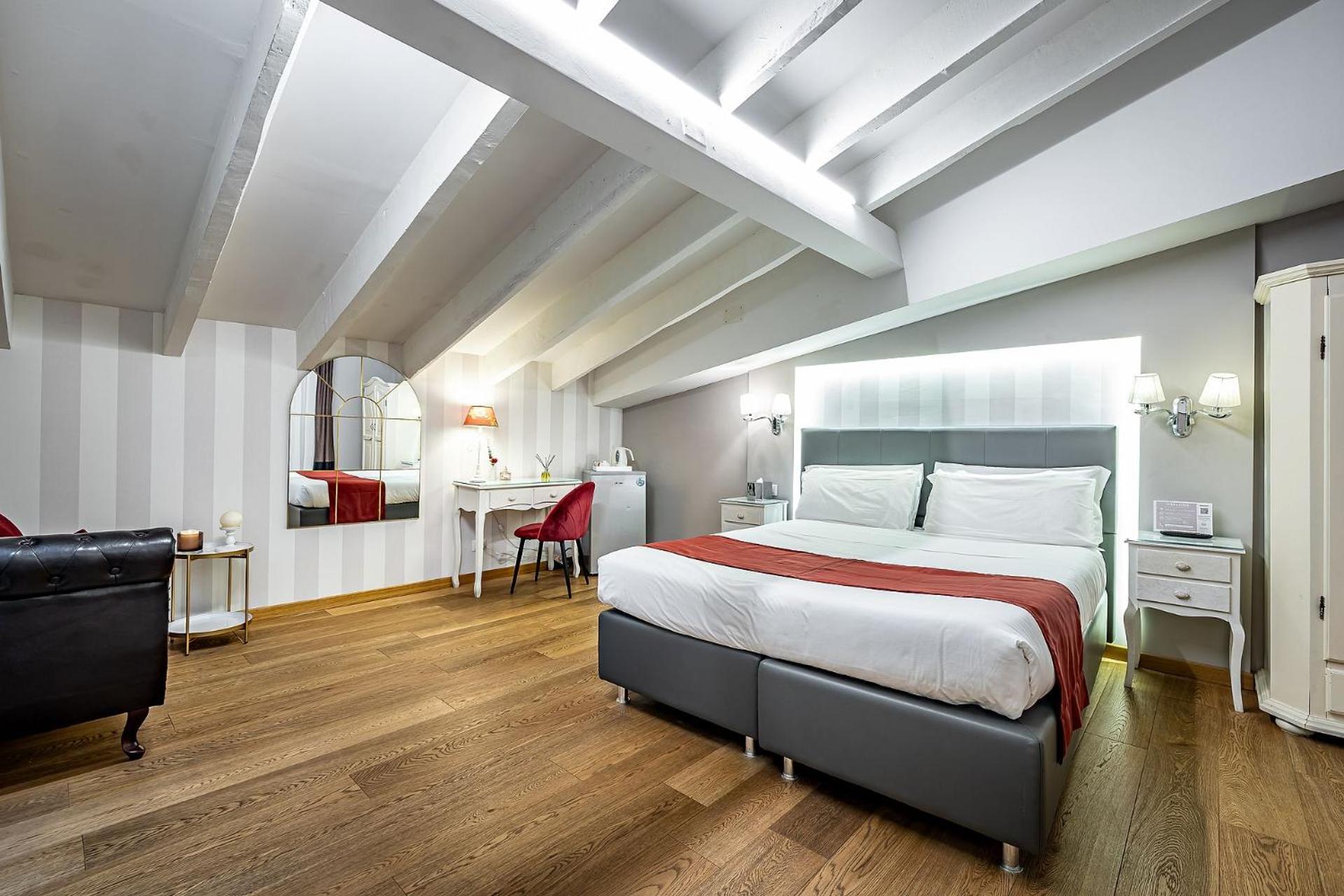 Chambre Double ou Lits Jumeaux Mansardée